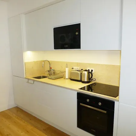 Charming Equipped Ac Lift Parking 4p * Lisboa