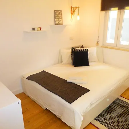 Charming Equipped Ac Lift Parking 4p Apartamento