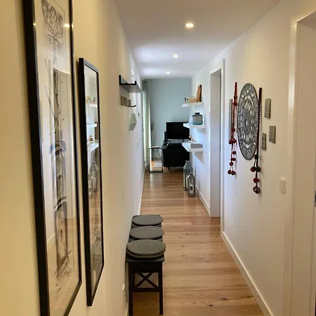 Charming Equipped Ac Lift Parking 4p Лиссабон