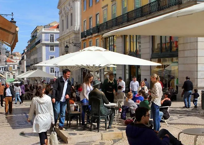 Charming Equipped Ac Lift Parking 4p Apartamento Lisboa