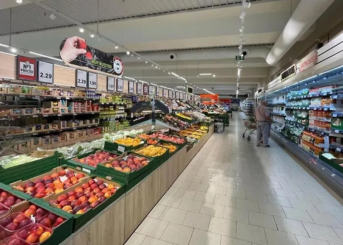 Charming Equipped Ac Lift Parking 4p