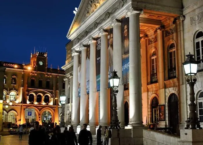 Charming Equipped Ac Lift Parking 4p Lejlighed *