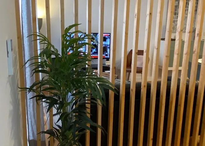 Apartamento Charming Equipped Ac Lift Parking 4p