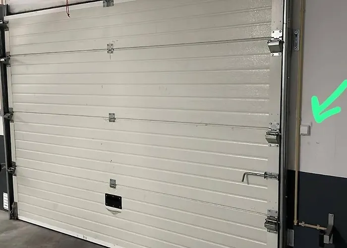 Charming Equipped Ac Lift Parking 4p Lejlighed *