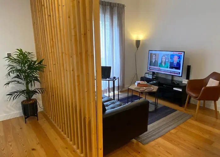 Charming Equipped Ac Lift Parking 4p Apartamento Lisboa