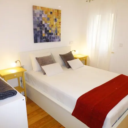 Charming Equipped Ac Lift Parking 4p Apartmán