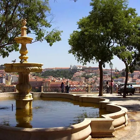 Apartmán Charming Equipped Ac Lift Parking 4p