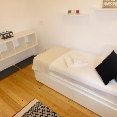 Charming Equipped Ac Lift Parking 4p Apartmán *