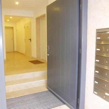 Apartment Charming Equipped Ac Lift Parking 4p *